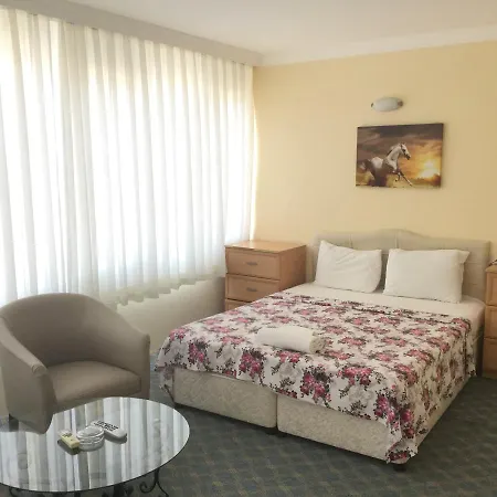 Szálloda Kent 3*